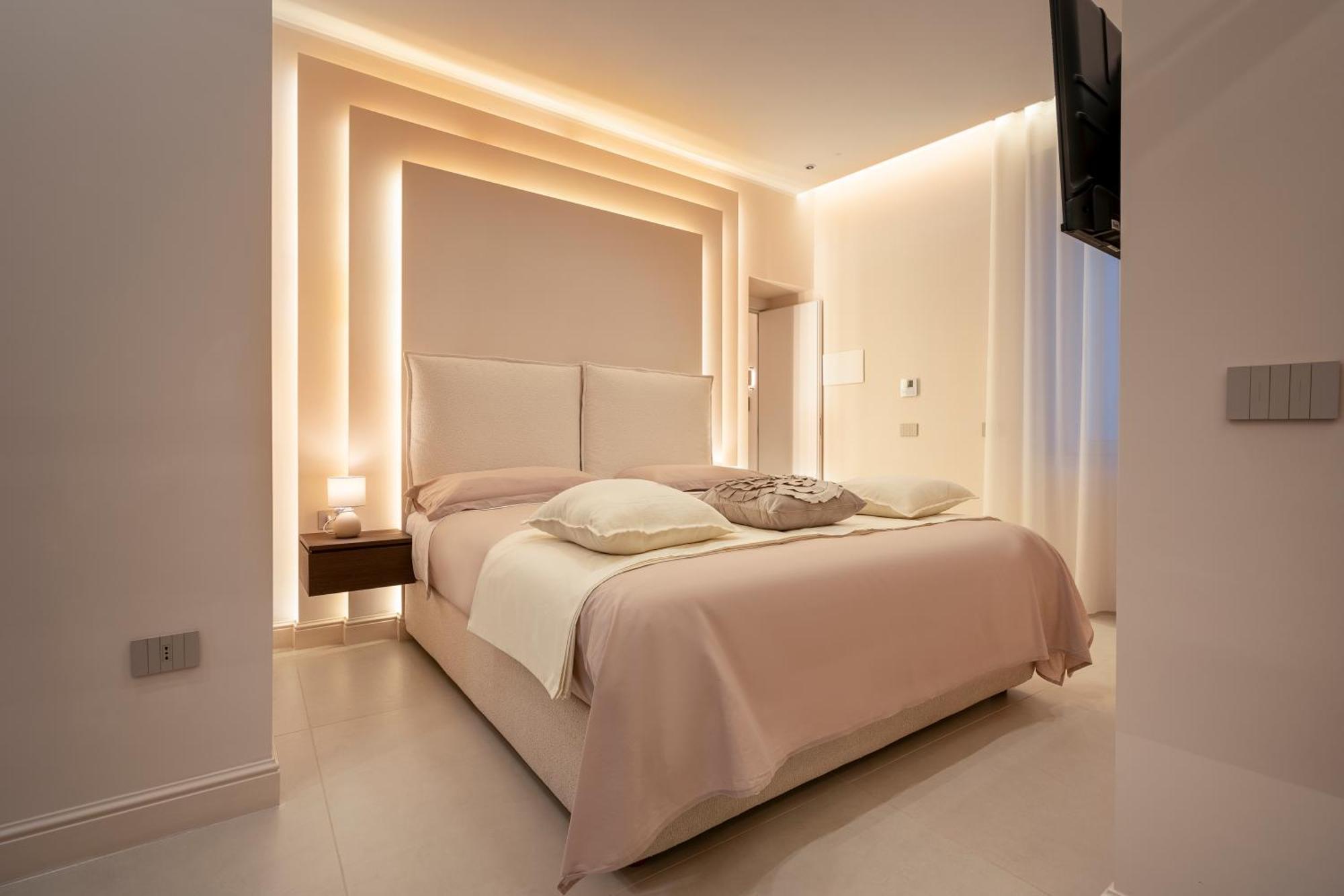 Halo Suite Napoli Eksteriør bilde