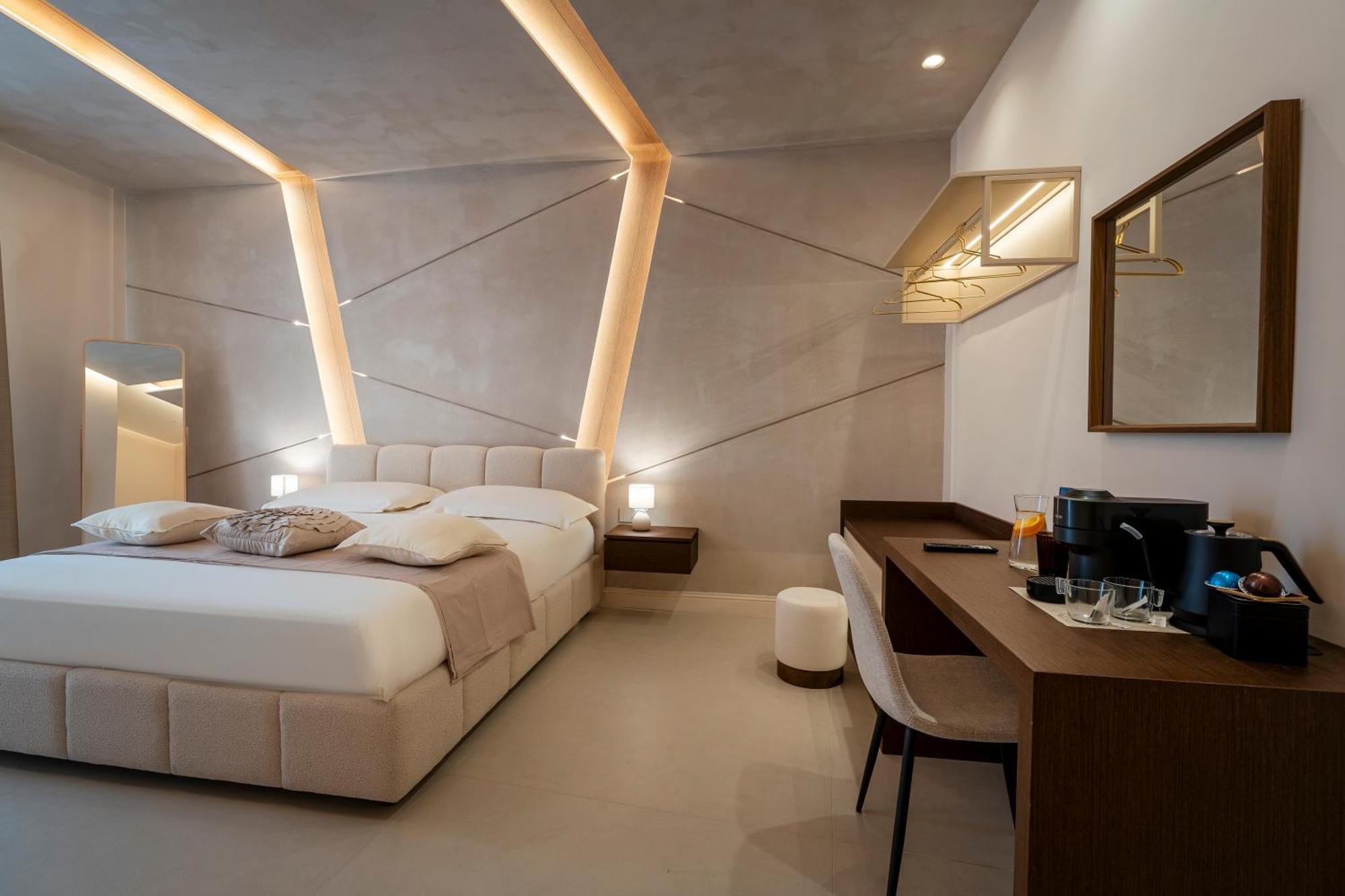 Halo Suite Napoli Eksteriør bilde